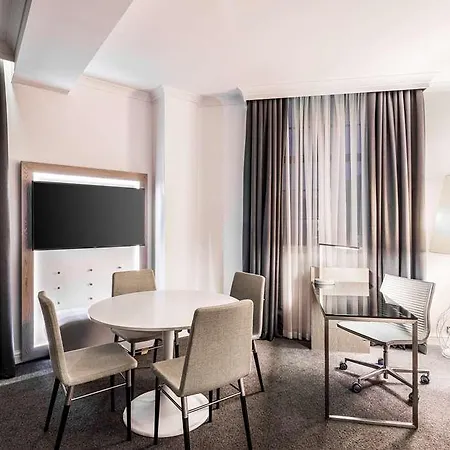 Radisson Blu Hotel. Centre