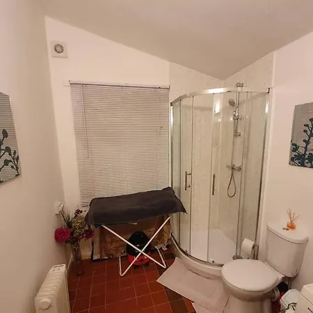 *Well Equipped Lovely & Cosy 3 Bed, Work/Leisure* + Free Parking Leeds (West Yorkshire)